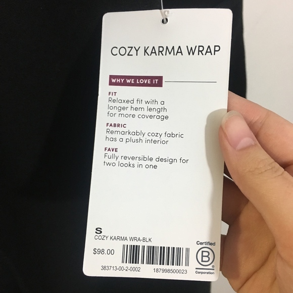 NWT ATHLETA Cozy Karma Wrap - Picture 5 of 5